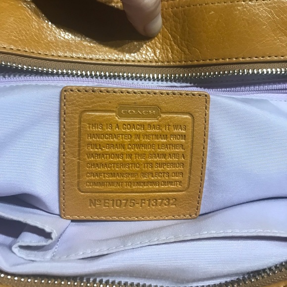 NWOT! Authentic Coach Saffron yellow Soho hobo bag - Picture 12 of 15